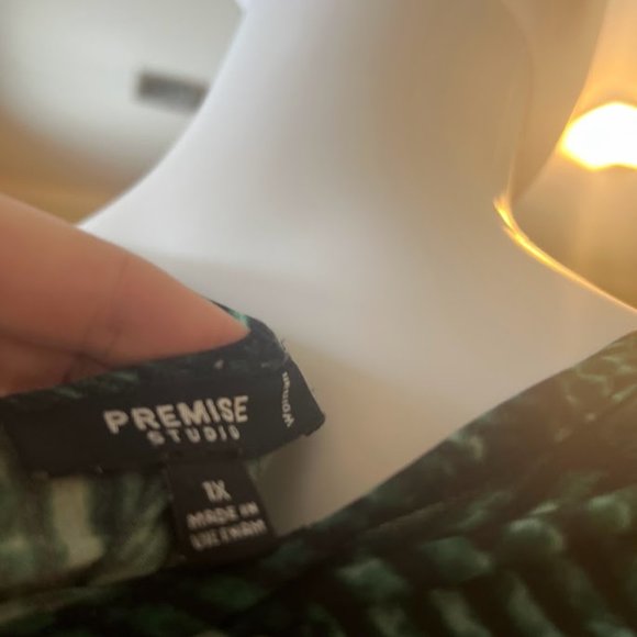 PREMISE STUDIO blouse - Picture 6 of 6